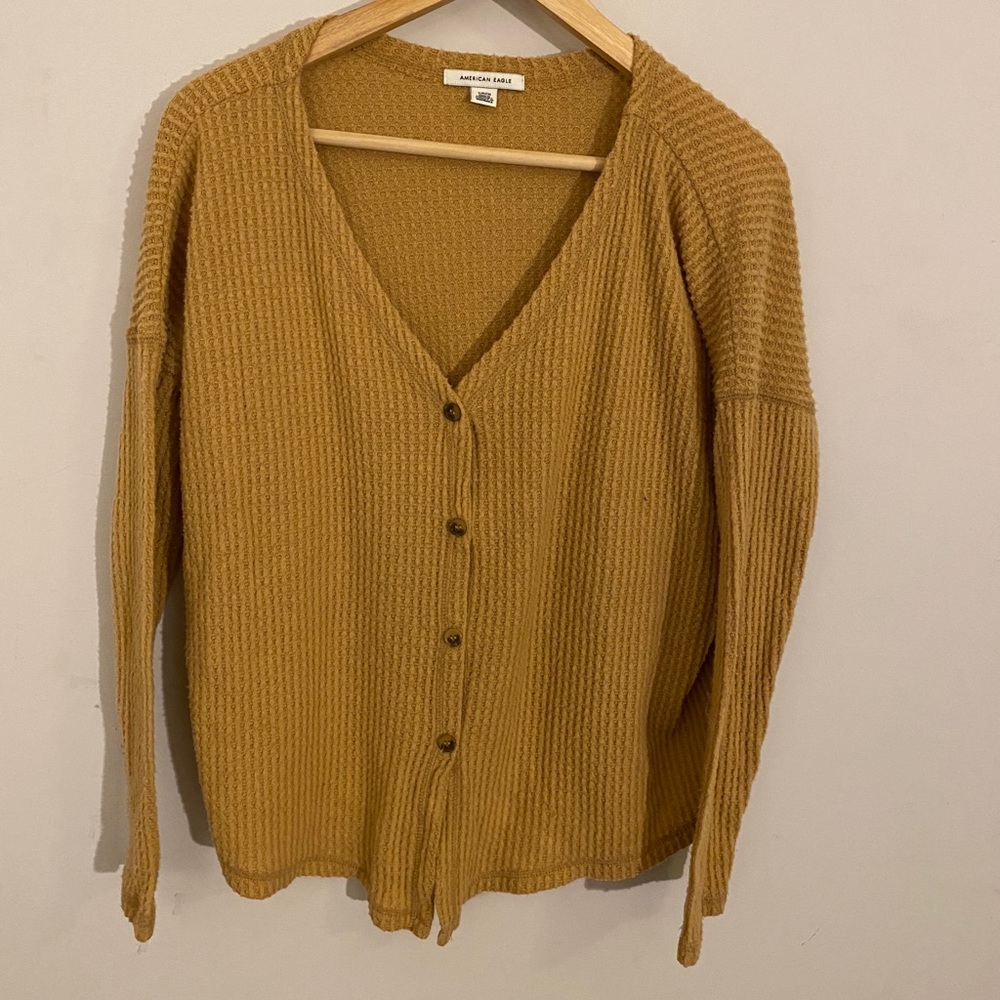 American Eagle Long Sleeve Crew Neck
